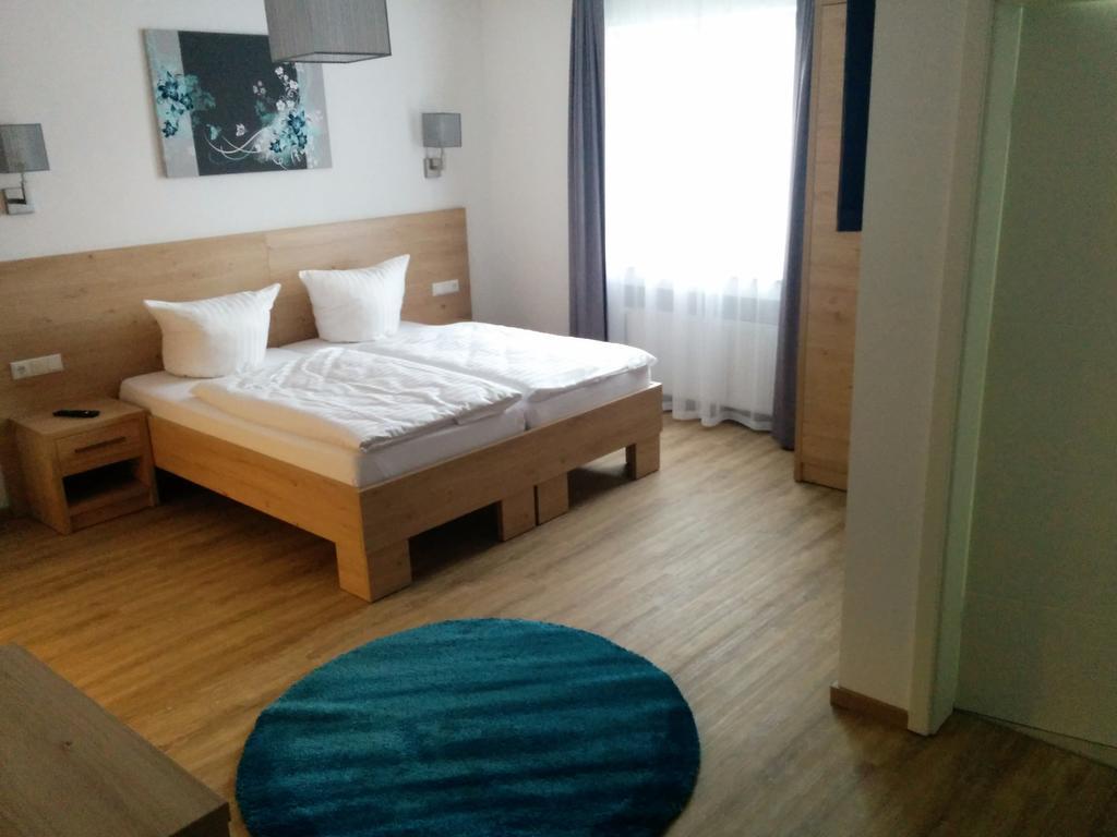 Hotel - Stadtvilla Central Швейнфурт Экстерьер фото